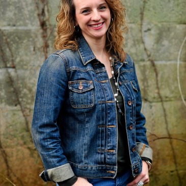 Larissa Reinhart photo